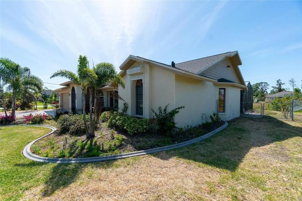 Seabreeze 3-Bedroom Pool Villa Close To The Beach!!! Port Charlotte Eksteriør bilde